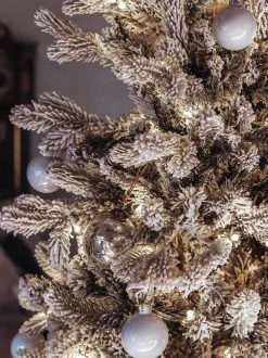 Albero natalizio innevato LED TATLOW 210 cm Verde
