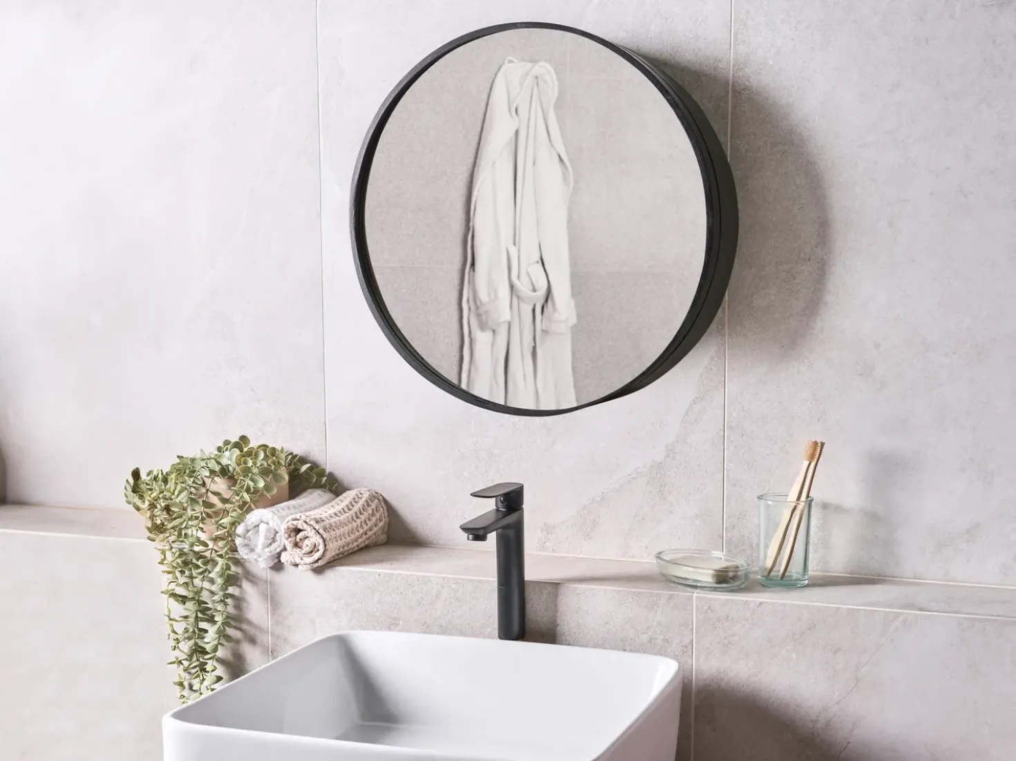 Armadio a muro per specchio da bagno UCAYALI 50 cm 50 cm Nero
