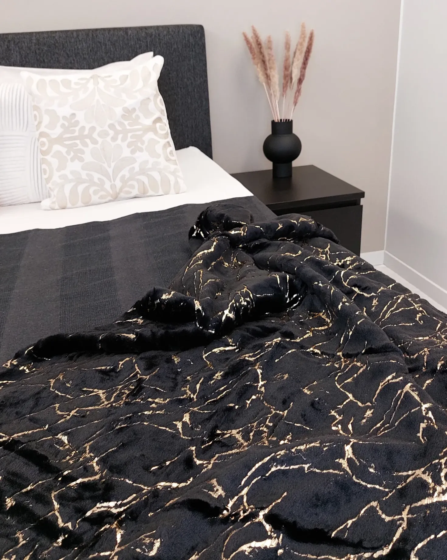 Coperta GODAVARI 130 x 180 cm Nero