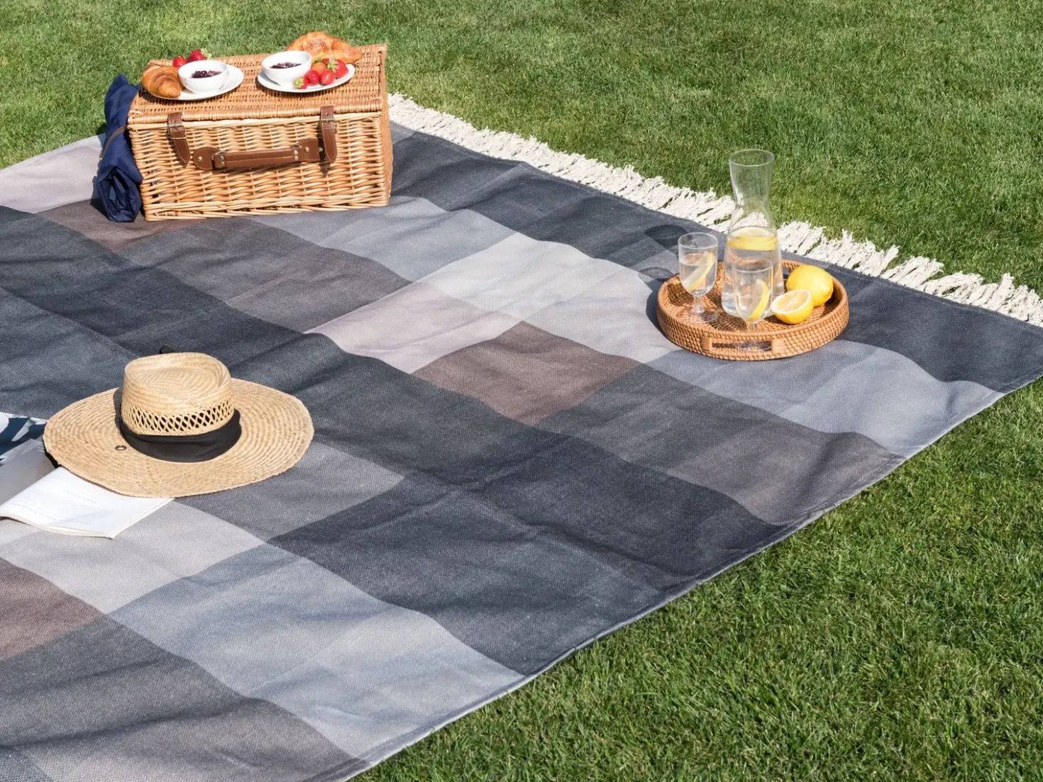 Coperta per picnic LUNDA 200 x 200 cm Grigio