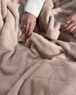 Coperta SMAHRA 180 x 220 cm Rosa pastello