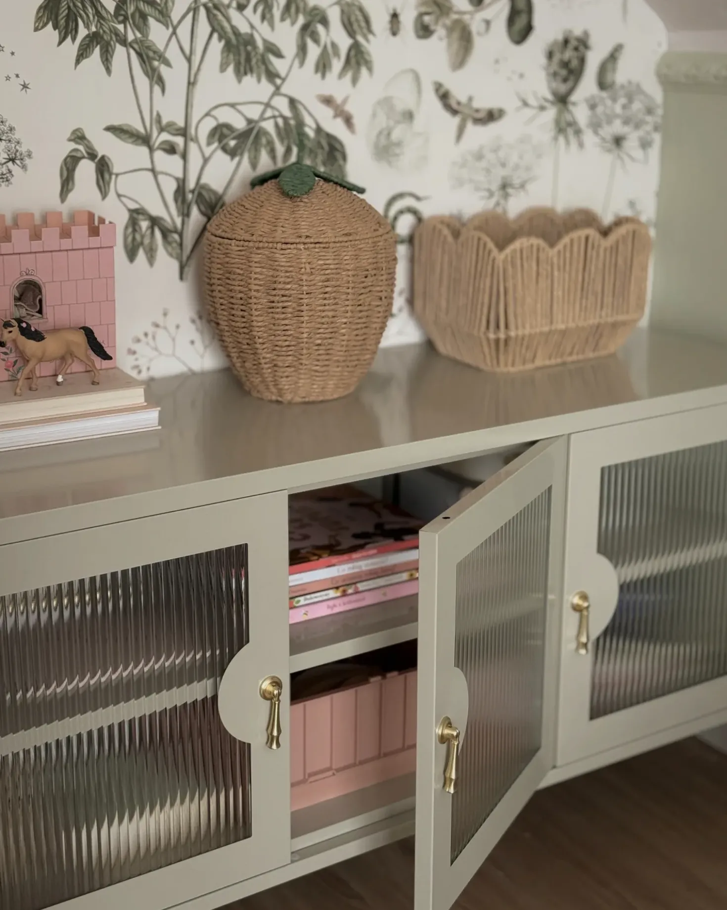 Credenza a 3 ante GLEORA Metallo Beige chiaro