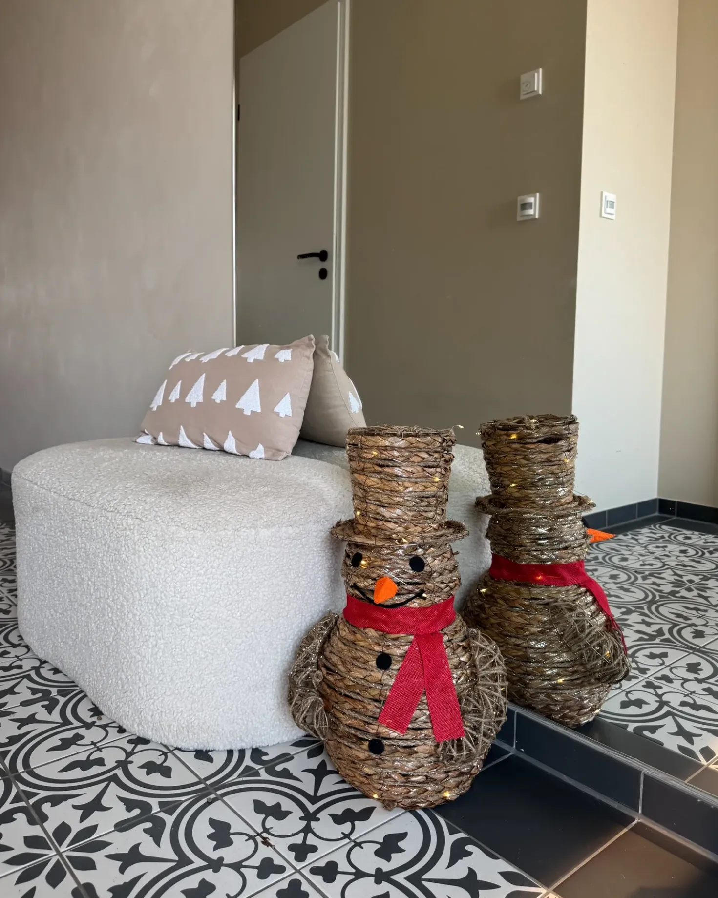 Decorazione natalizia LED OLAFSVIK Pupazzo di neve 52 cm Naturale