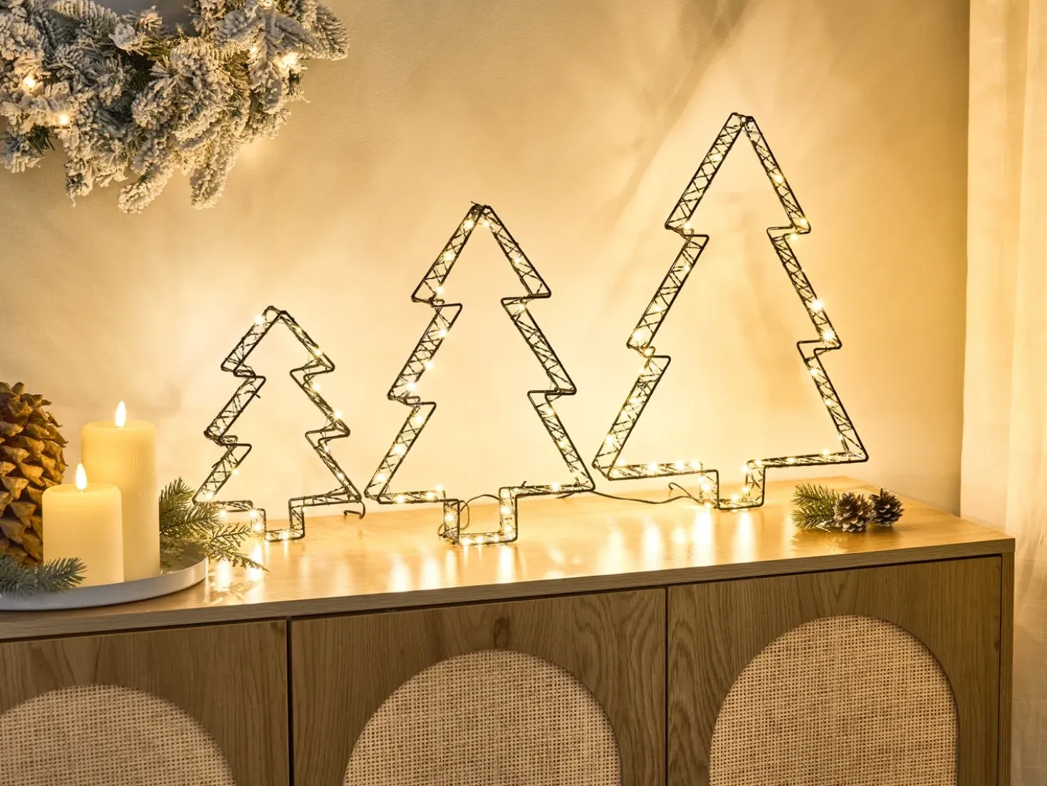 Decorazione per esterni LED LOFSEN Albero di Natale 45/35/25 cm Nero