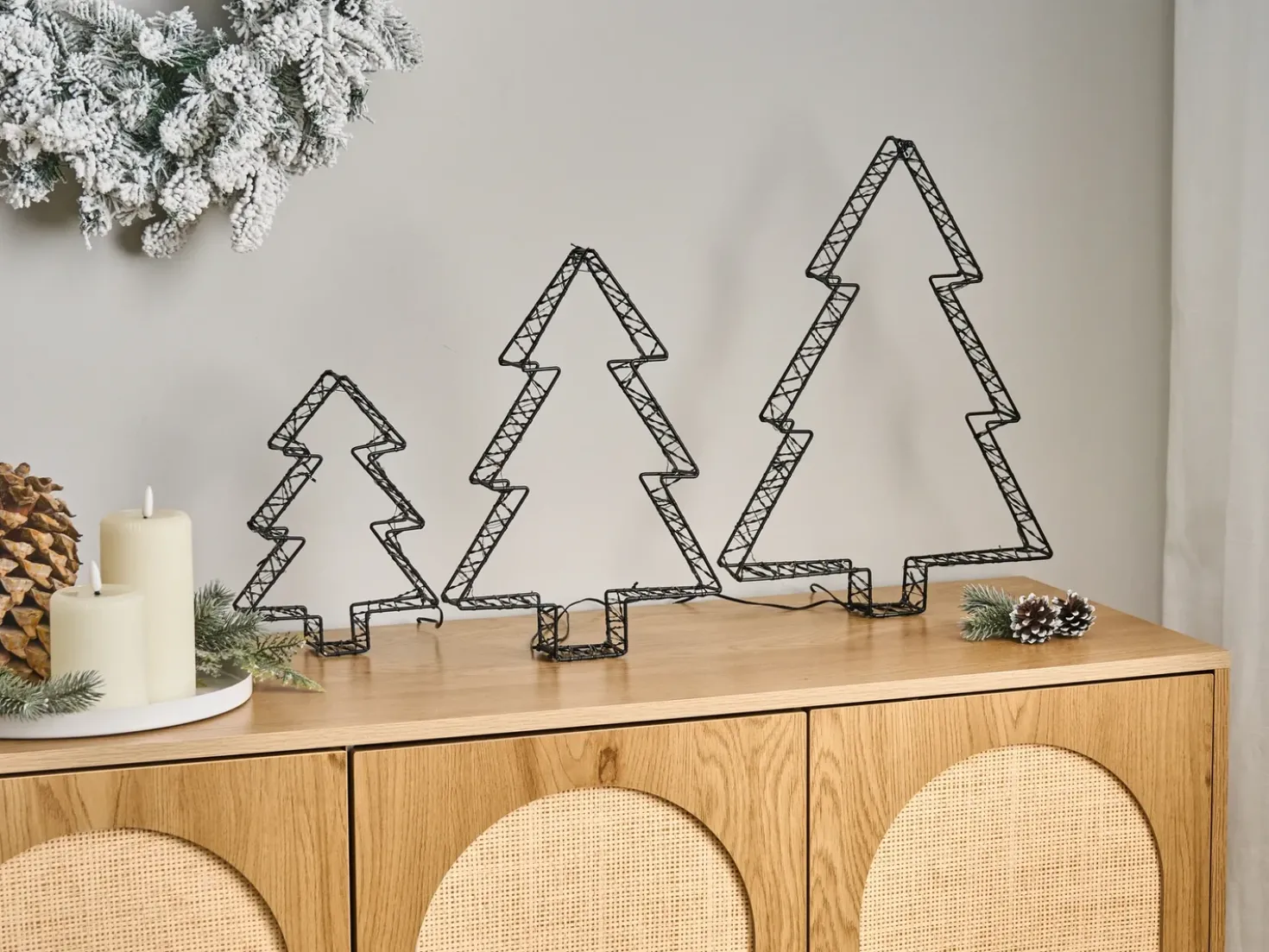 Decorazione per esterni LED LOFSEN Albero di Natale 45/35/25 cm Nero