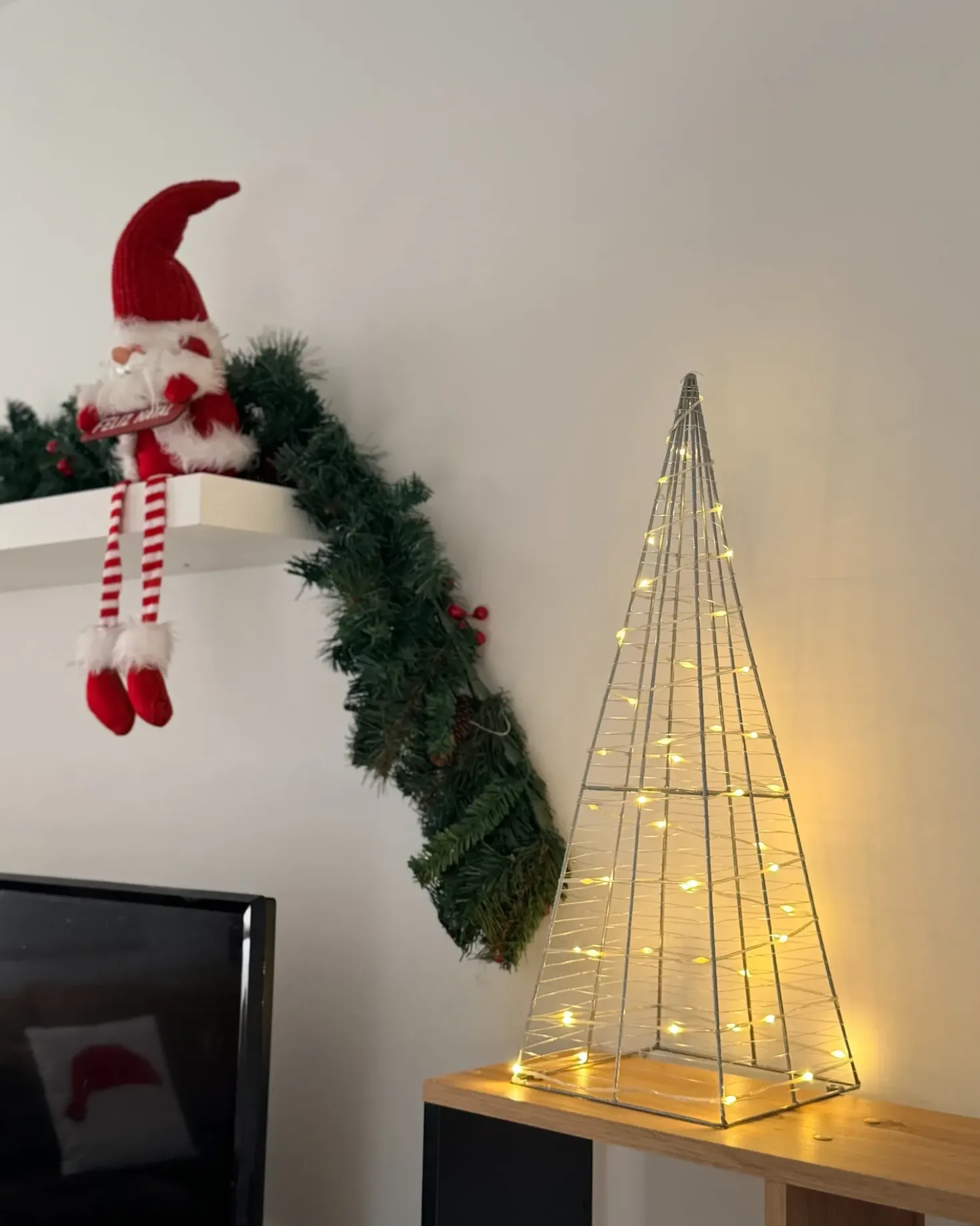 Decorazione per esterni LED PUKSALA Albero di Natale 60 cm Argento