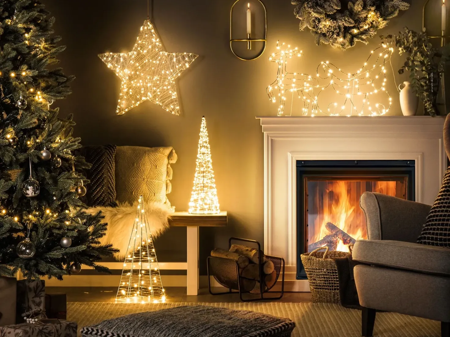 Decorazione per esterni LED PUKSALA Albero di Natale 60 cm Argento
