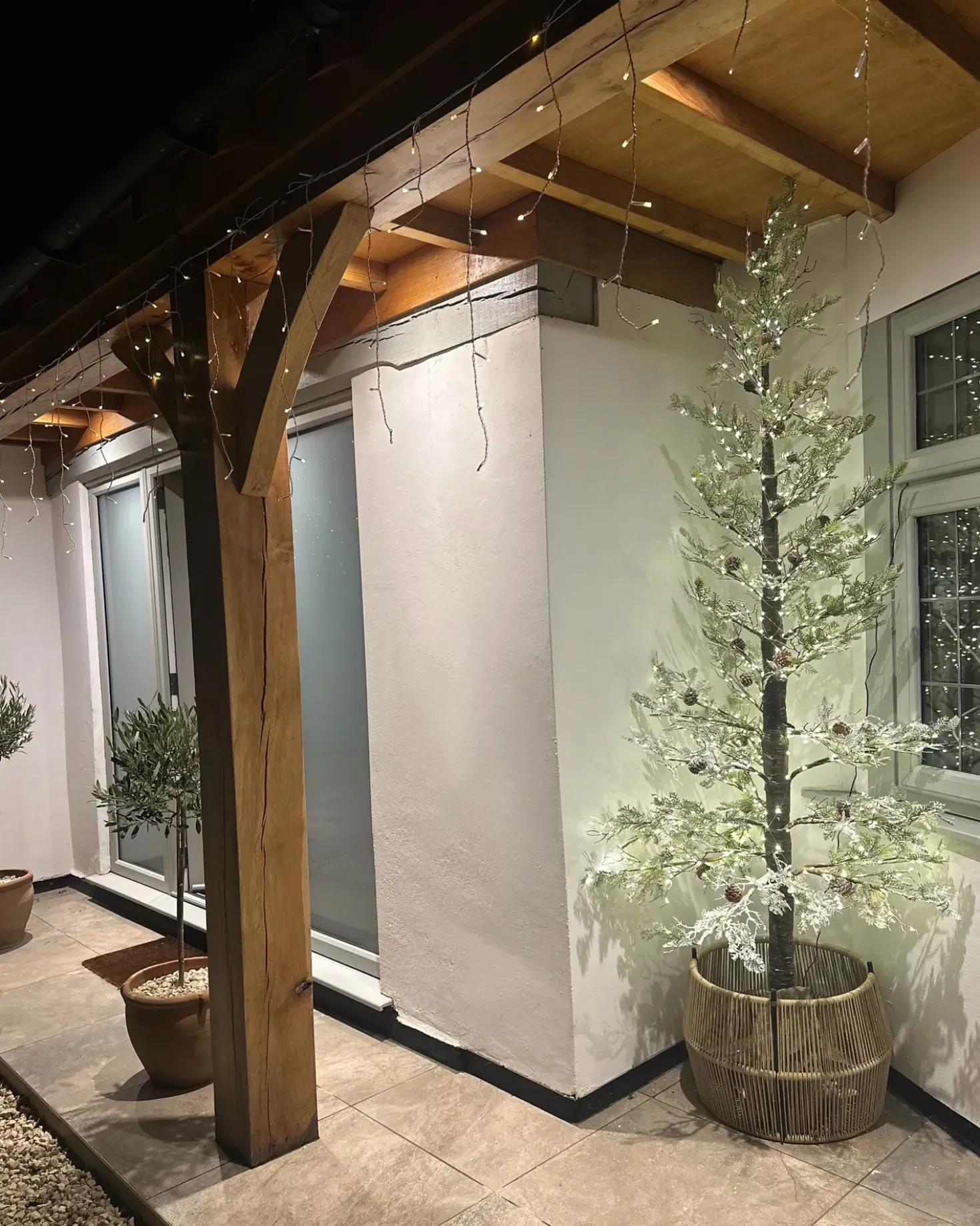 Decorazione per esterni LED GRENIVIK Albero di Natale 245 cm Bianco