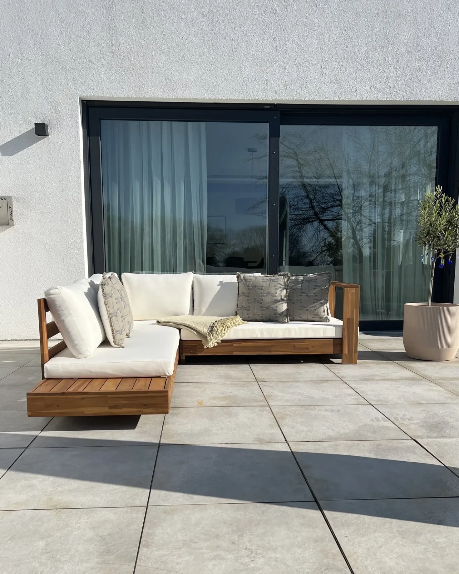 Divano angolare da giardino 5 posti MARETTIMO Lato Sinistro Legno di acacia certificato Marrone