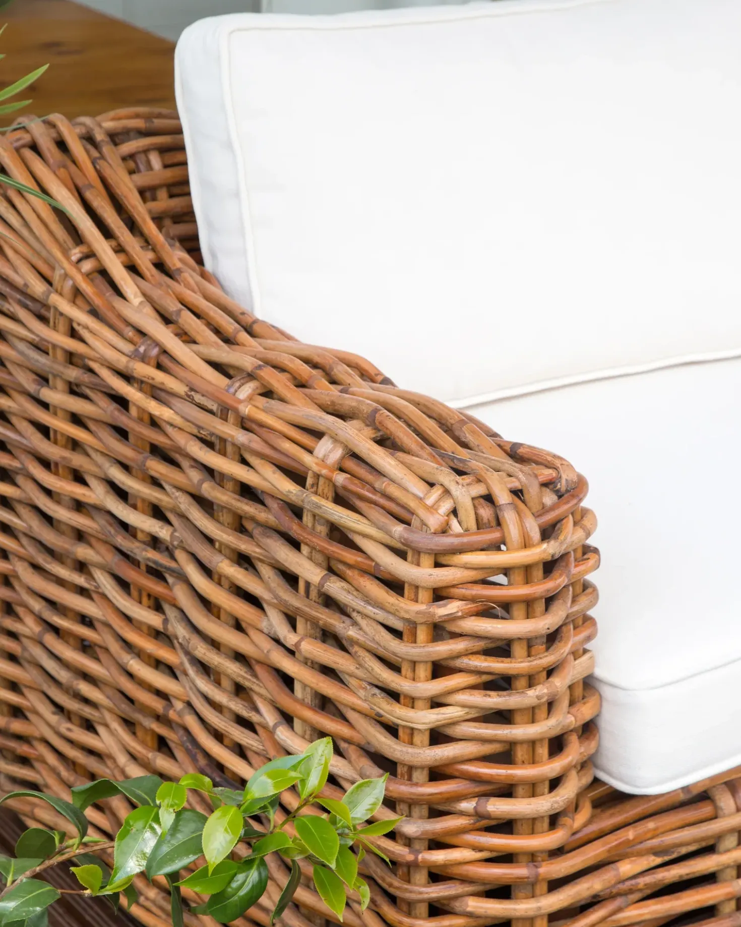 Divano angolare da giardino 3 posti BRIATICO Lato Sinistro Rattan Naturale
