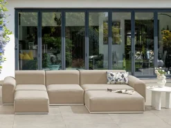 Divano da giardino con pouf 7 posti BATTIFOLLO Modulare Beige