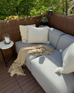 Divano da giardino con pouf 4 posti AREZZO Modulare Grigio chiaro