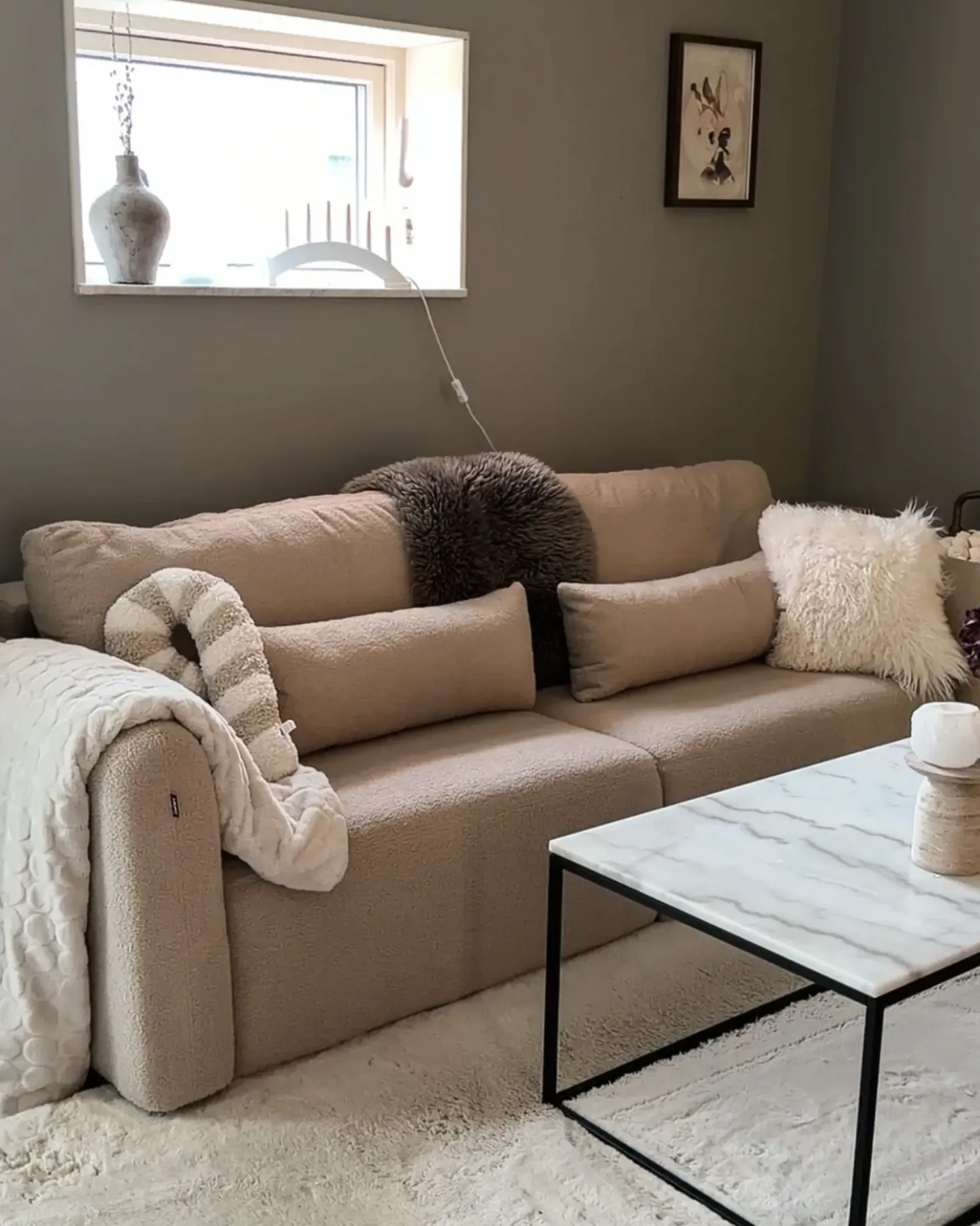 Divano letto 3 posti VAXHOLM Bouclé Beige chiaro con contenitore