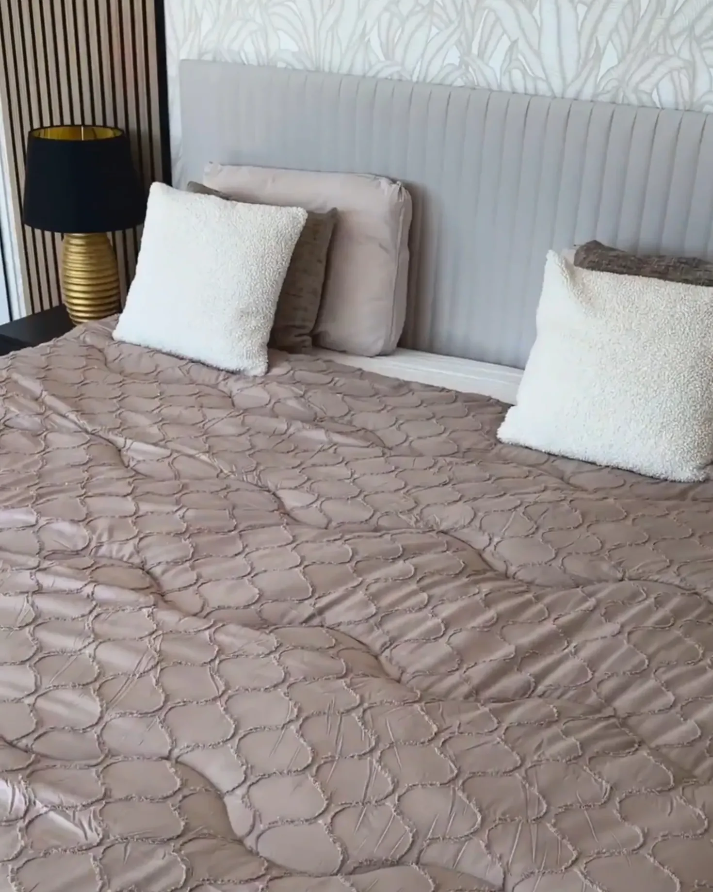 Divano letto con contenitore Velluto DAME 180 x 200 cm Bianco sporco