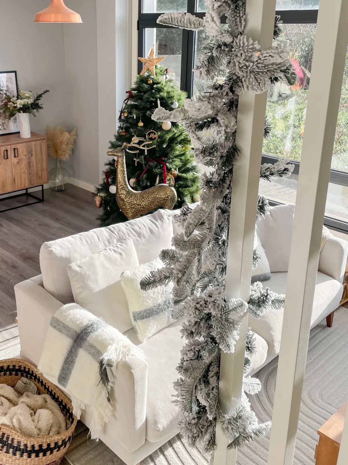Festone natalizio innevato LED SUNDO 180 cm Bianco