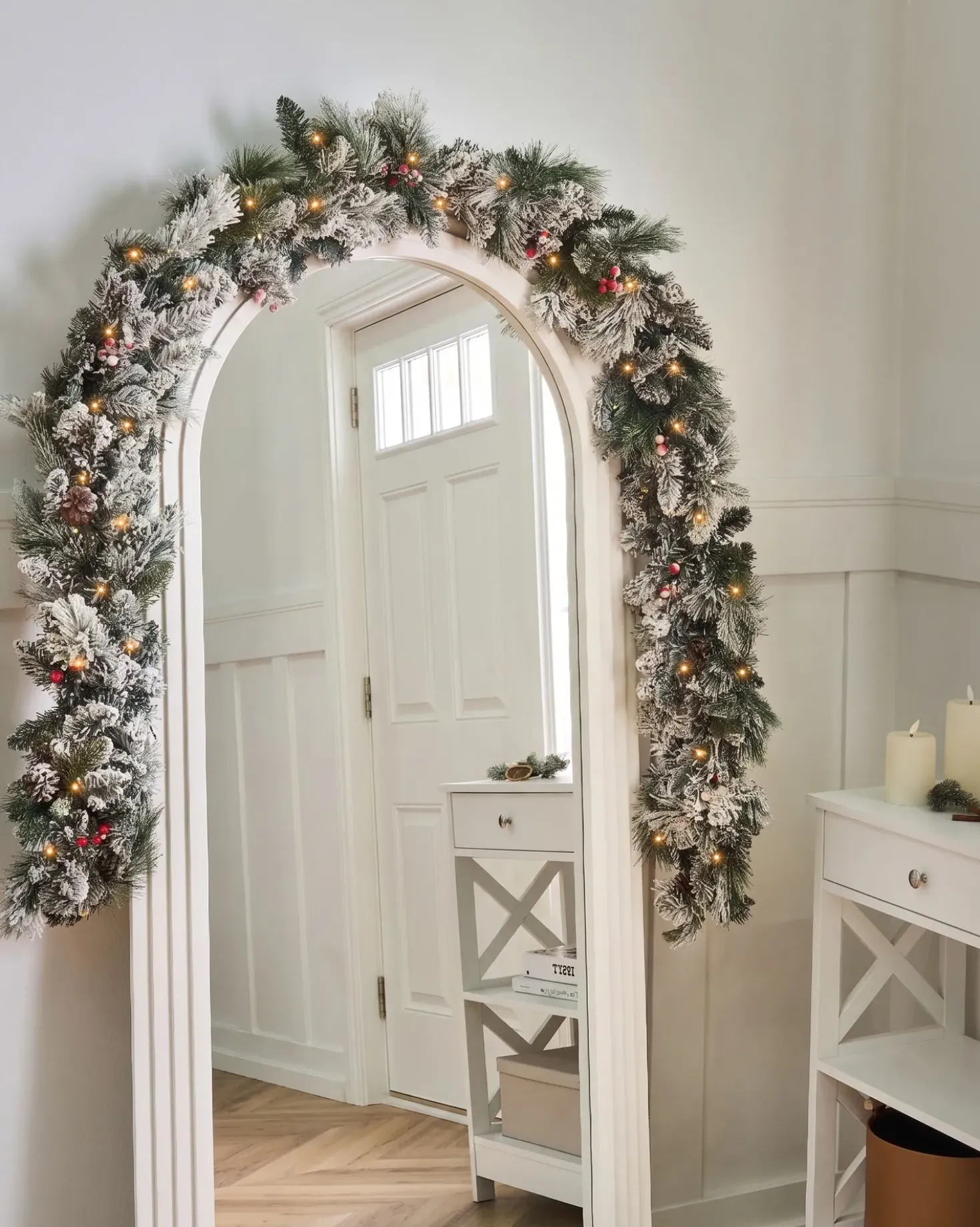 Festone natalizio innevato LED WHITEHORN 270 cm Bianco