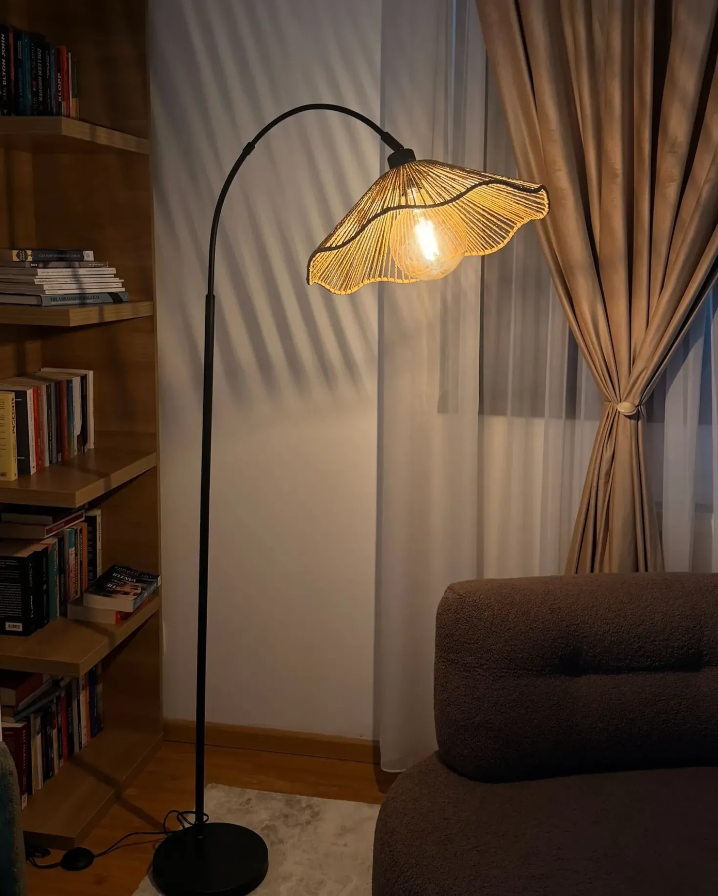 Lampada da pavimento MIGORI Carta Naturale
