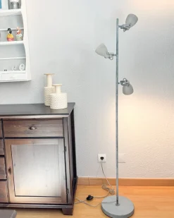 Lampada da pavimento MISTAGO Regolabile Cemento Grigio