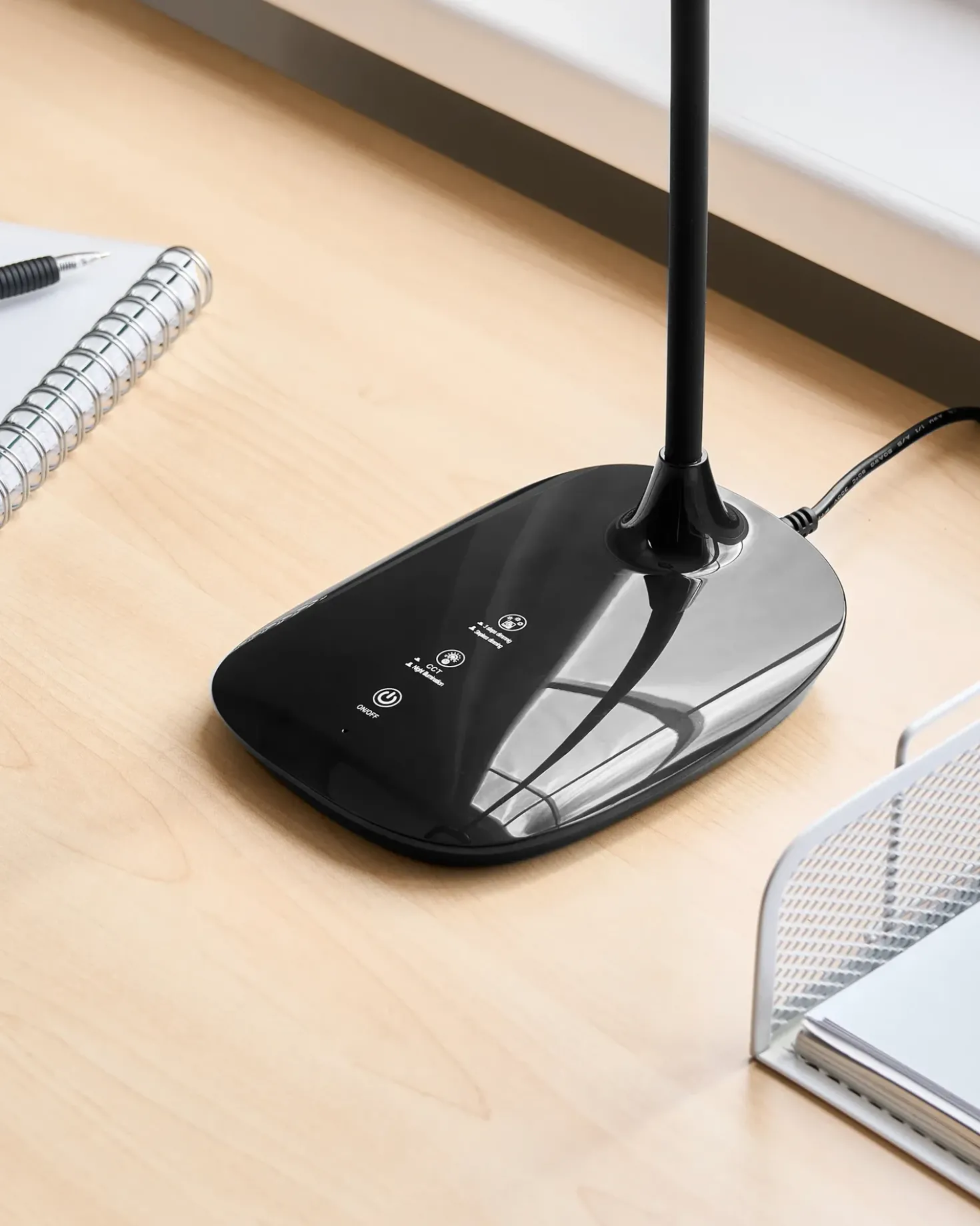 Lampada da scrivania a LED HYDRA con dimmer Nero