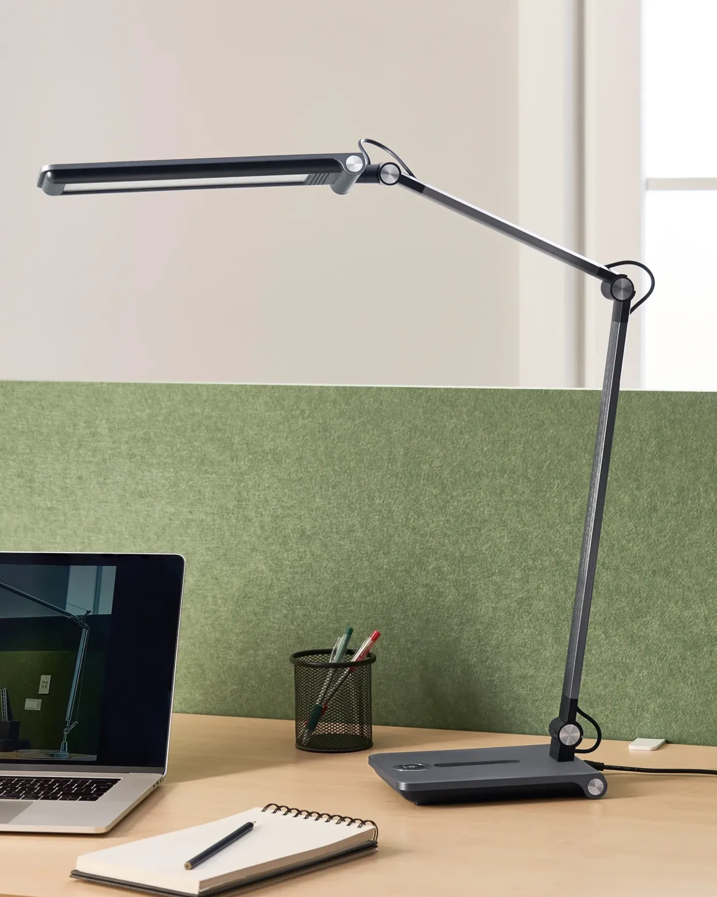 Lampada da scrivania a LED AQUILA con dimmer Grigio