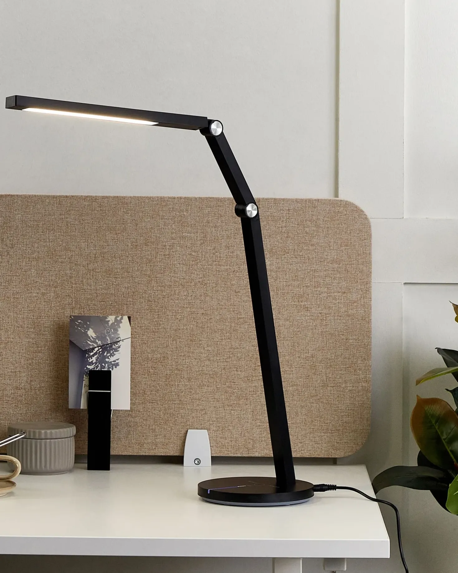 Lampada da scrivania a LED DORADO con dimmer Metallo Nero
