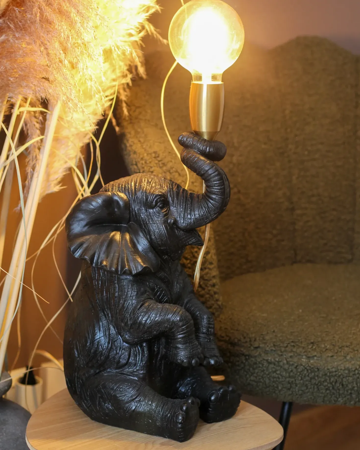 Lampada da tavolo Elefante FORTUNA Nero