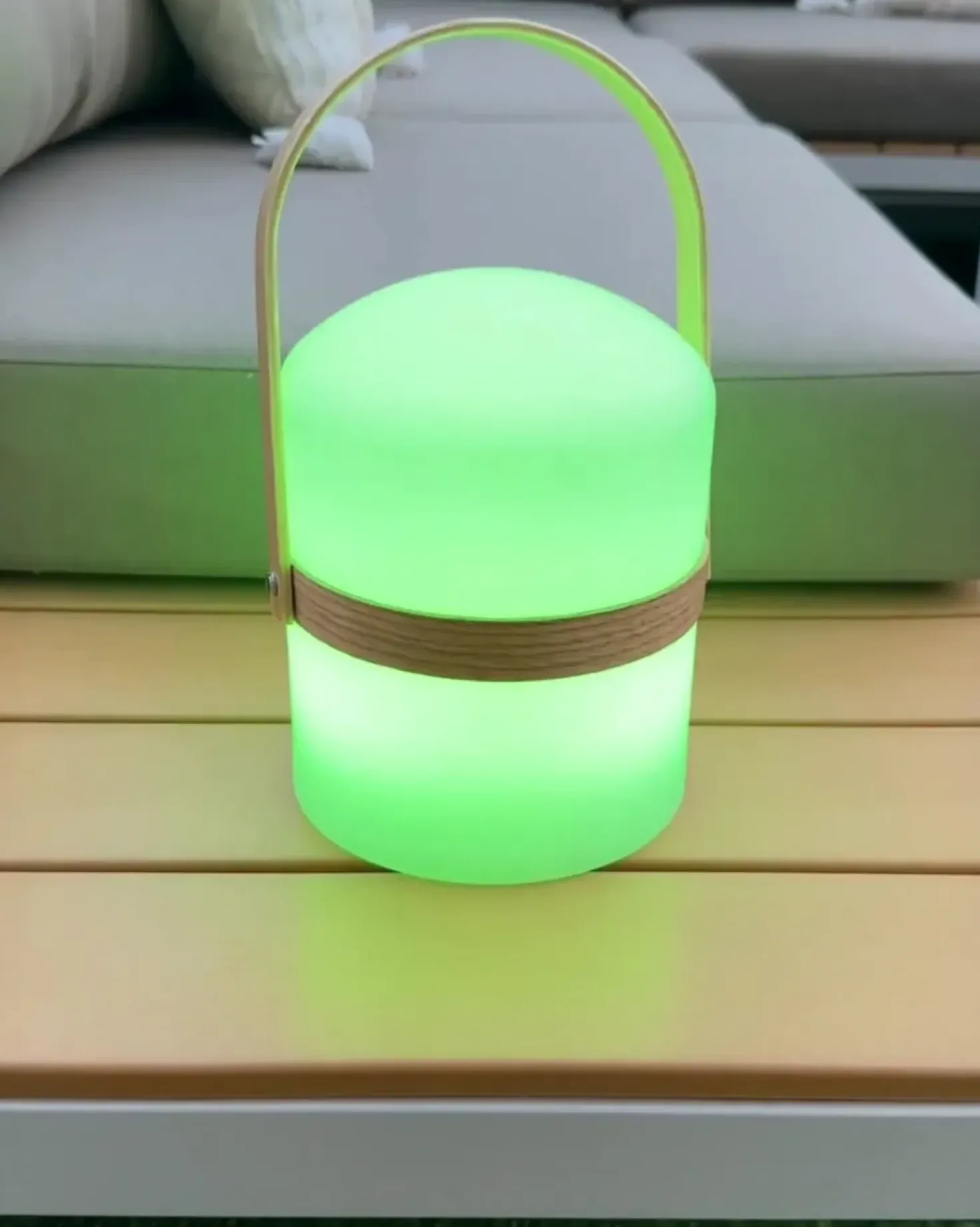 Lampada da tavolo LED per esterni ESTERO con telecomando Bianco