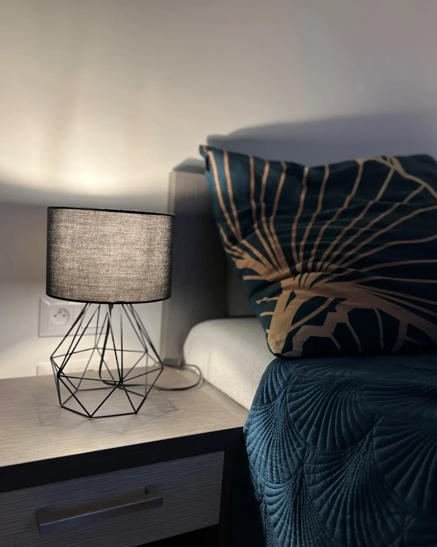 Lampada da tavolo MARONI Metallo Nero