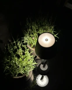 Lampada da tavolo senza fili a LED VOUGA con dimmer Metallo Nero