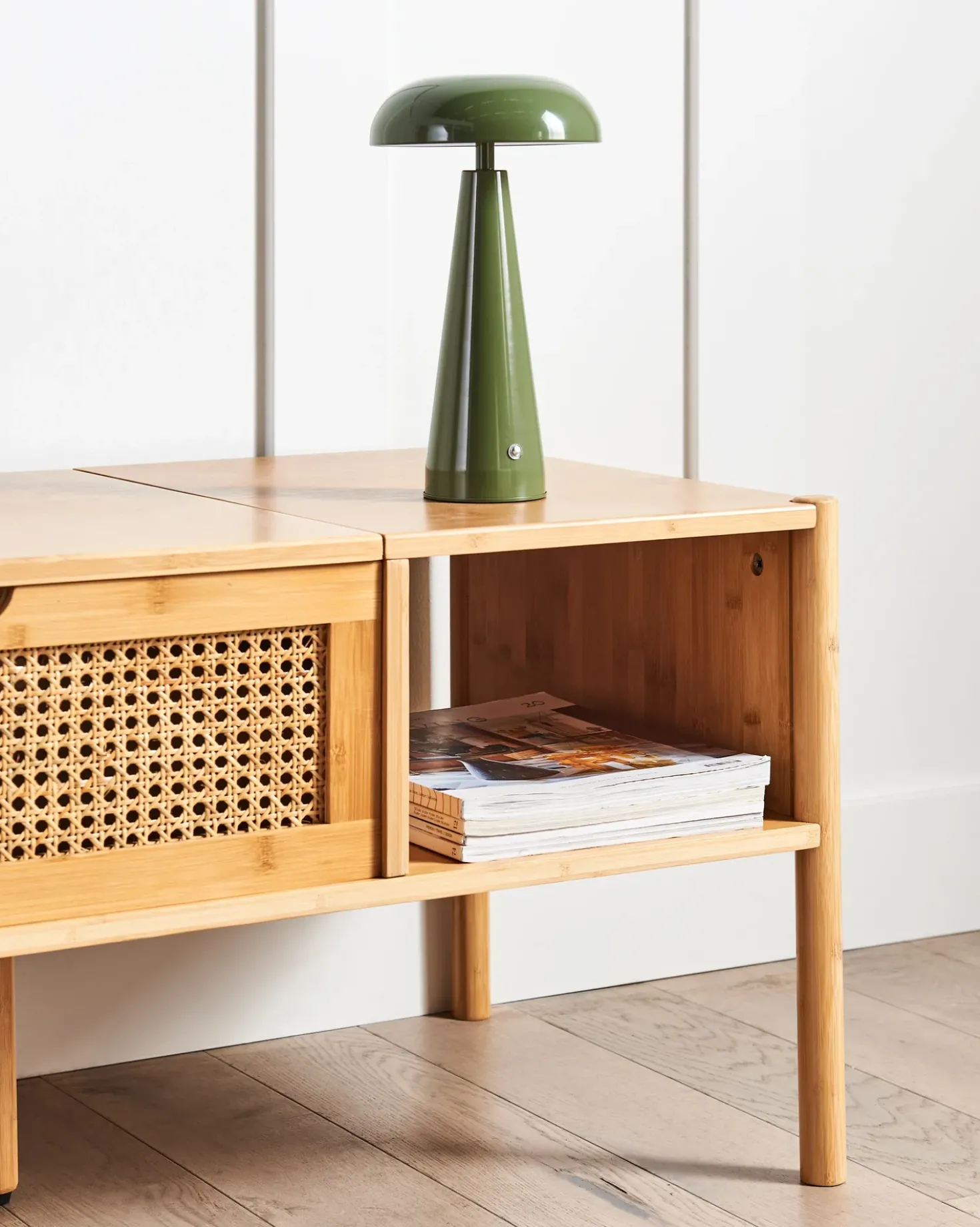Lampada da tavolo senza fili a LED BOCONO con dimmer Metallo Verde