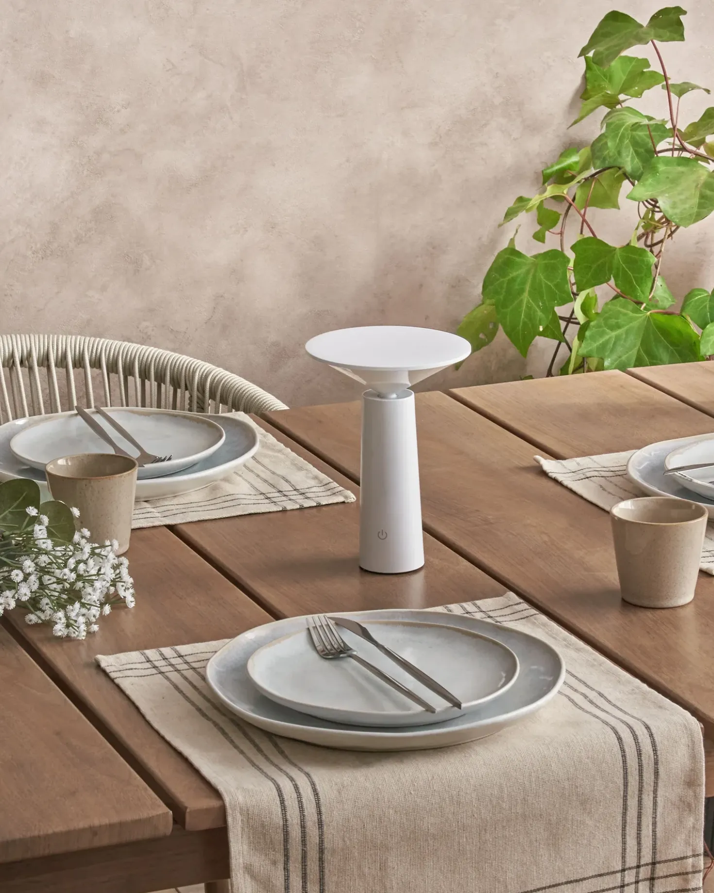Lampada da tavolo senza fili a LED LEVIRA con dimmer Metallo Bianco