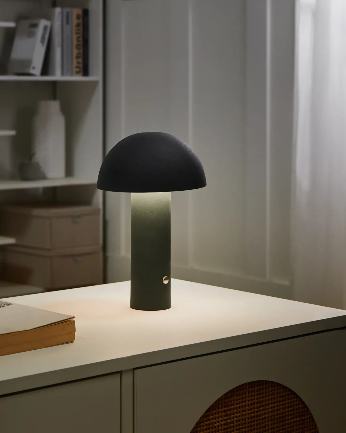 Lampada da tavolo senza fili a LED BOJO con dimmer Metallo Verde scuro