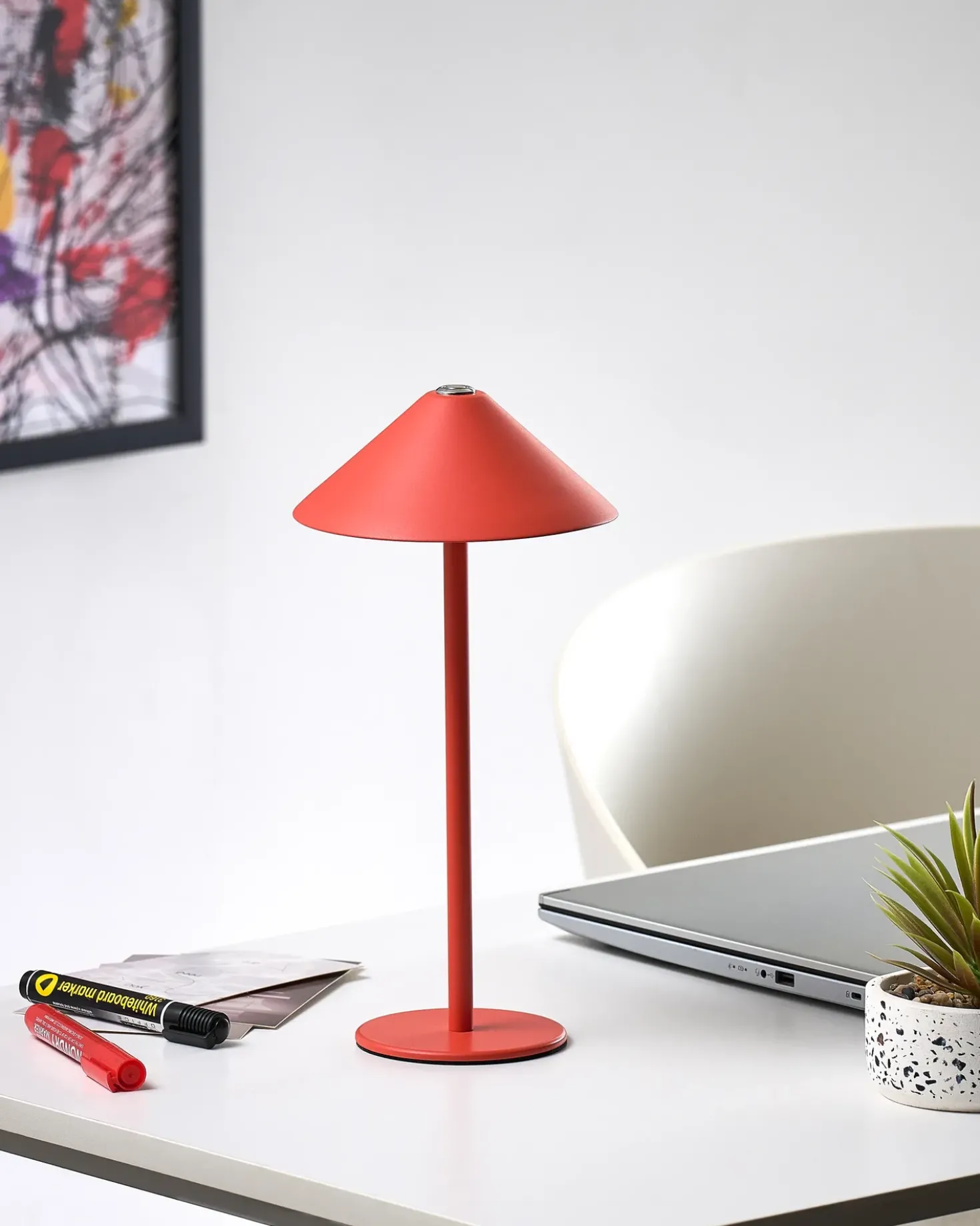 Lampada da tavolo senza fili a LED MODJO con dimmer Metallo Rosso
