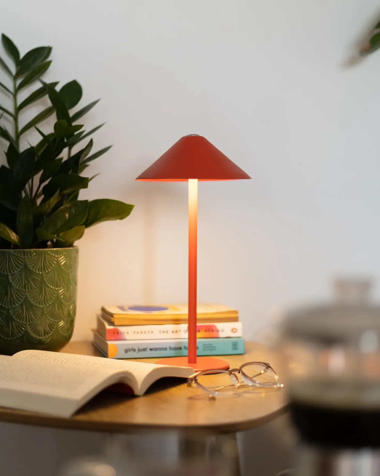 Lampada da tavolo senza fili a LED MODJO con dimmer Metallo Rosso