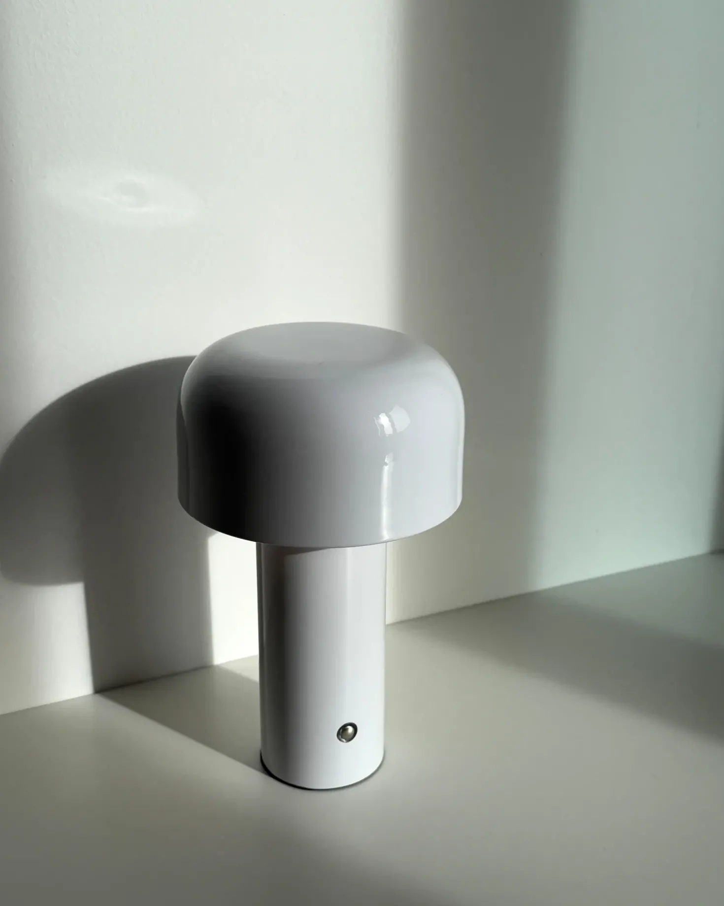 Lampada da tavolo senza fili a LED BESOS con dimmer Metallo Bianco