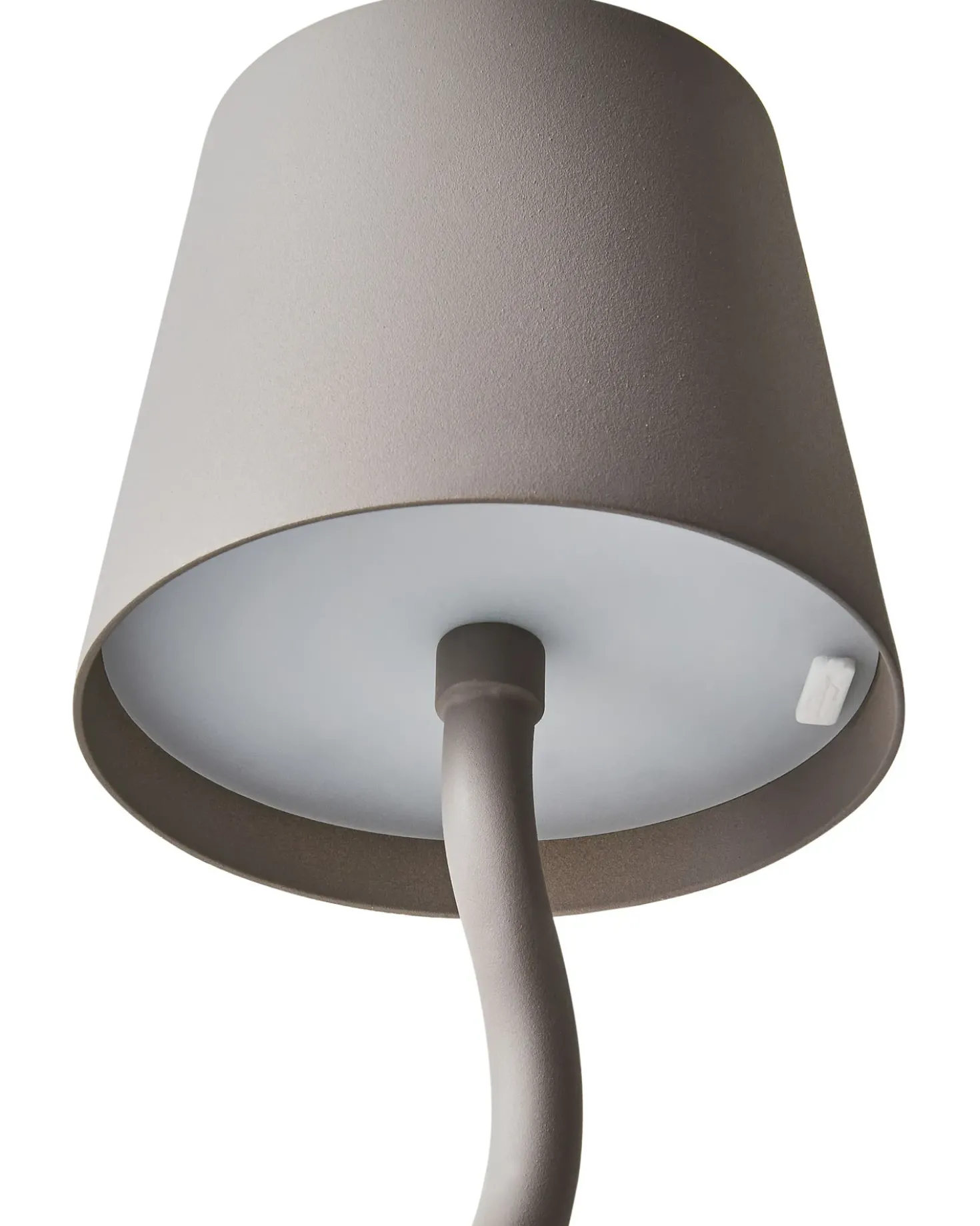 Lampada da tavolo senza fili a LED VOUGA con dimmer Metallo Beige