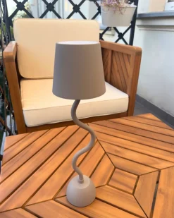 Lampada da tavolo senza fili a LED VOUGA con dimmer Metallo Beige