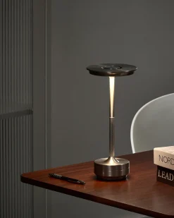 Lampada da tavolo senza fili a LED MAGO con dimmer Metallo Argento