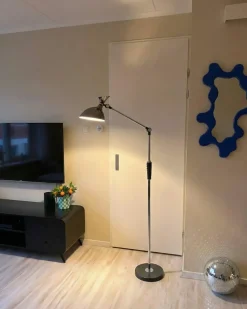 Lampada da terra a LED ANDROMEDA con dimmer Metallo Argento