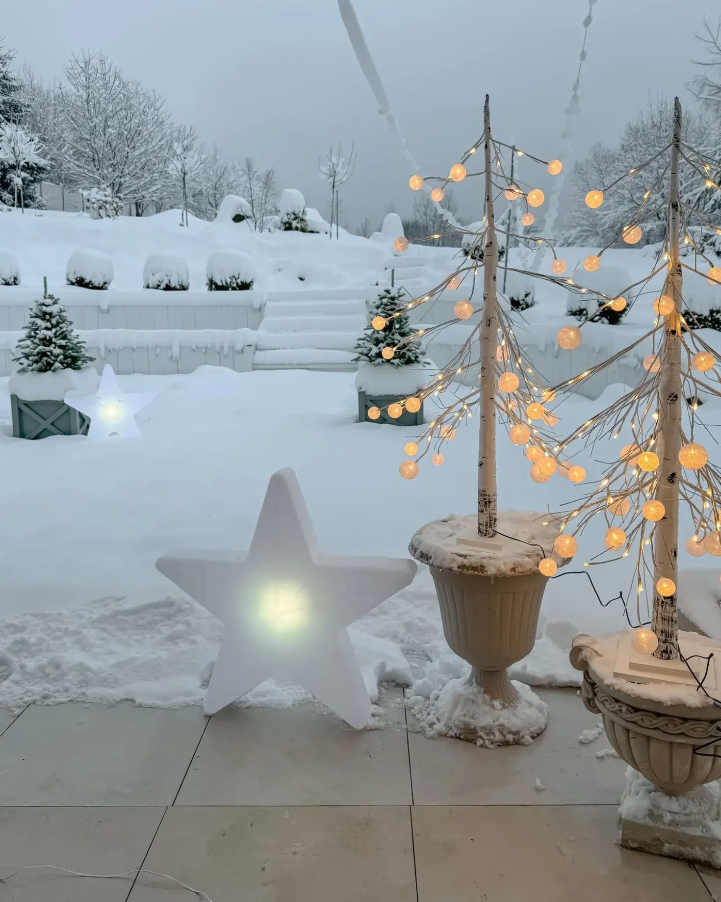 Lampada da terra LED per esterni OLSAN Stella 76 cm Bianco