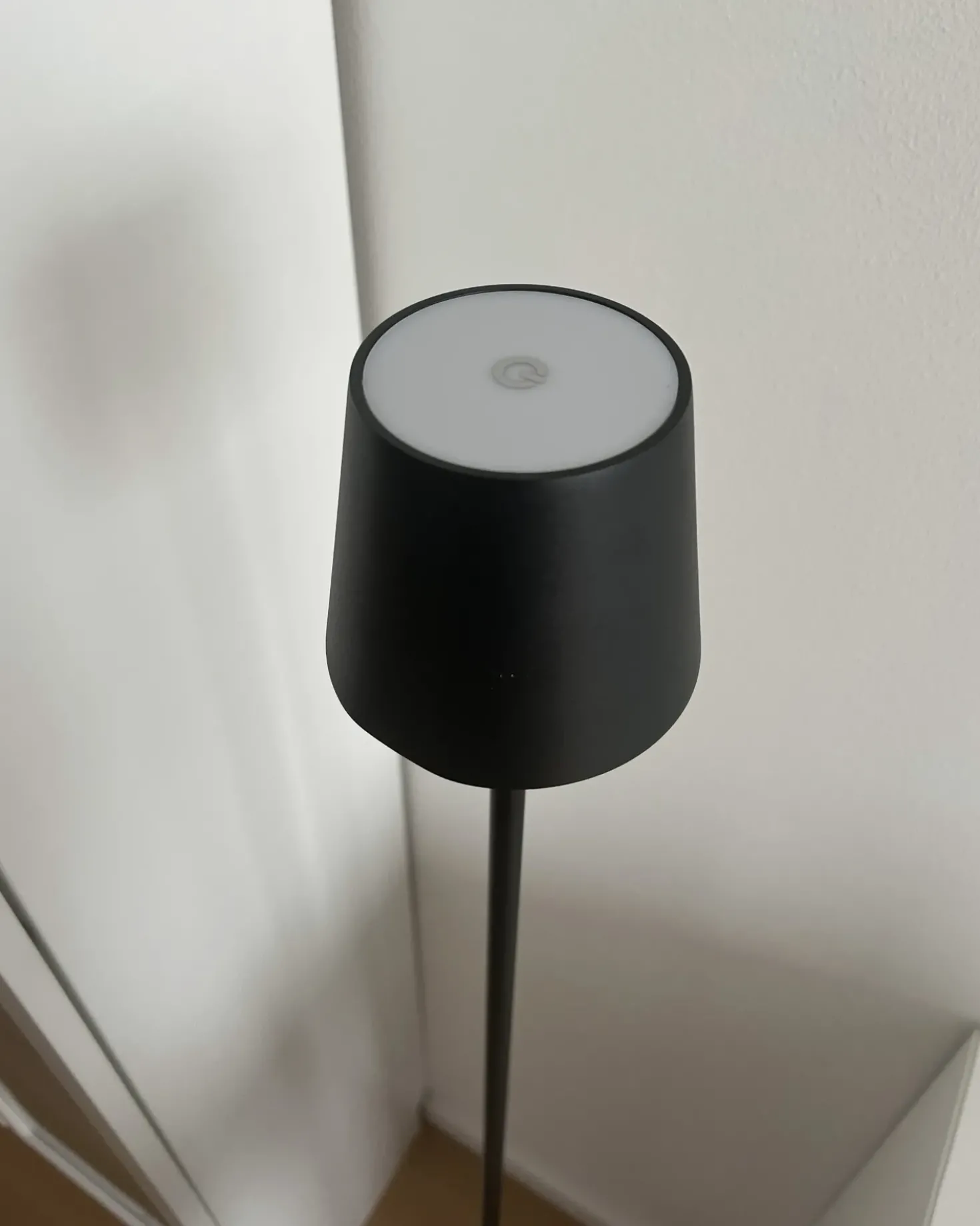 Lampada da terra senza fili a LED GAVARRESA con dimmer Metallo Nero