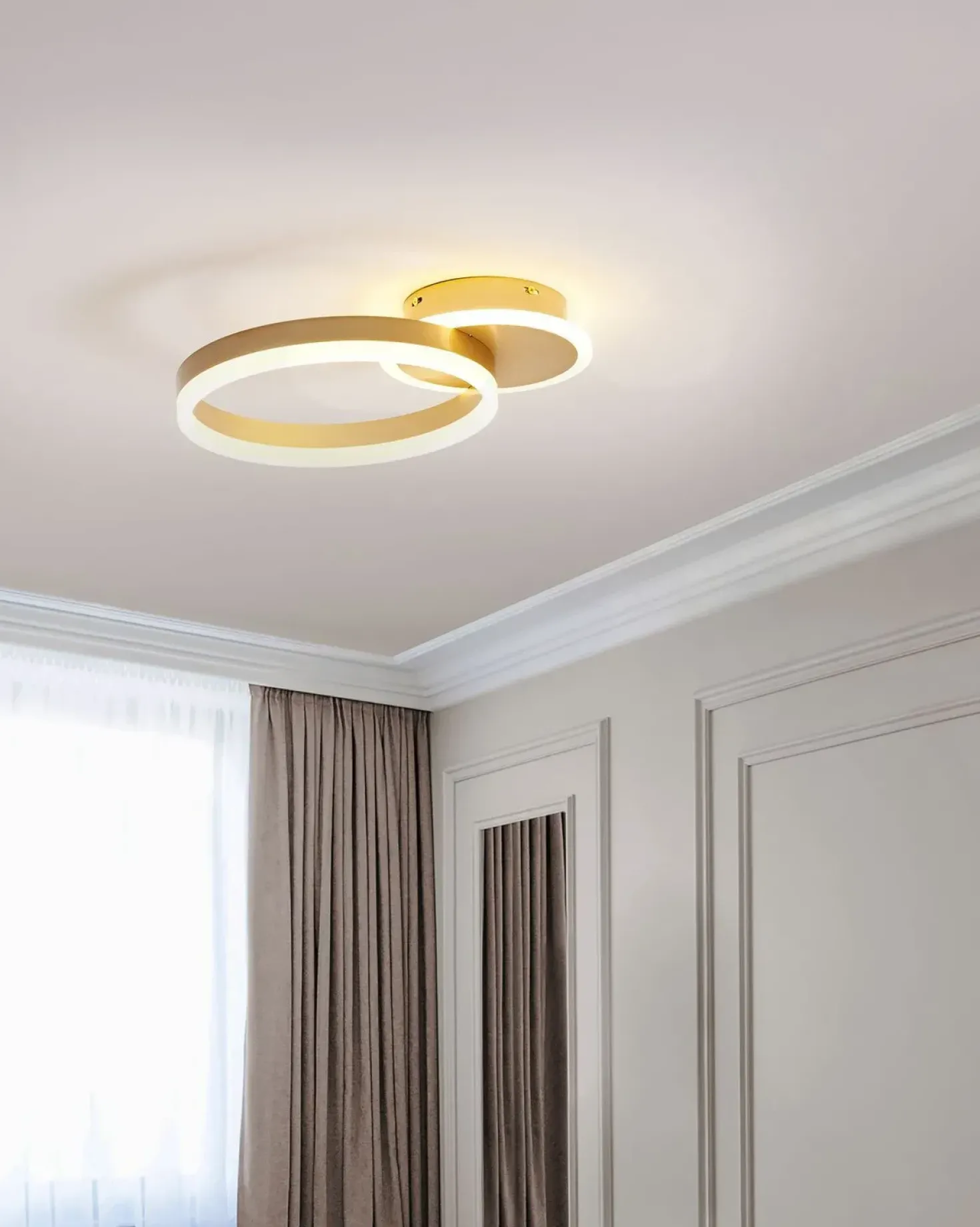 Lampadario a LED GLYDE Metallo Oro