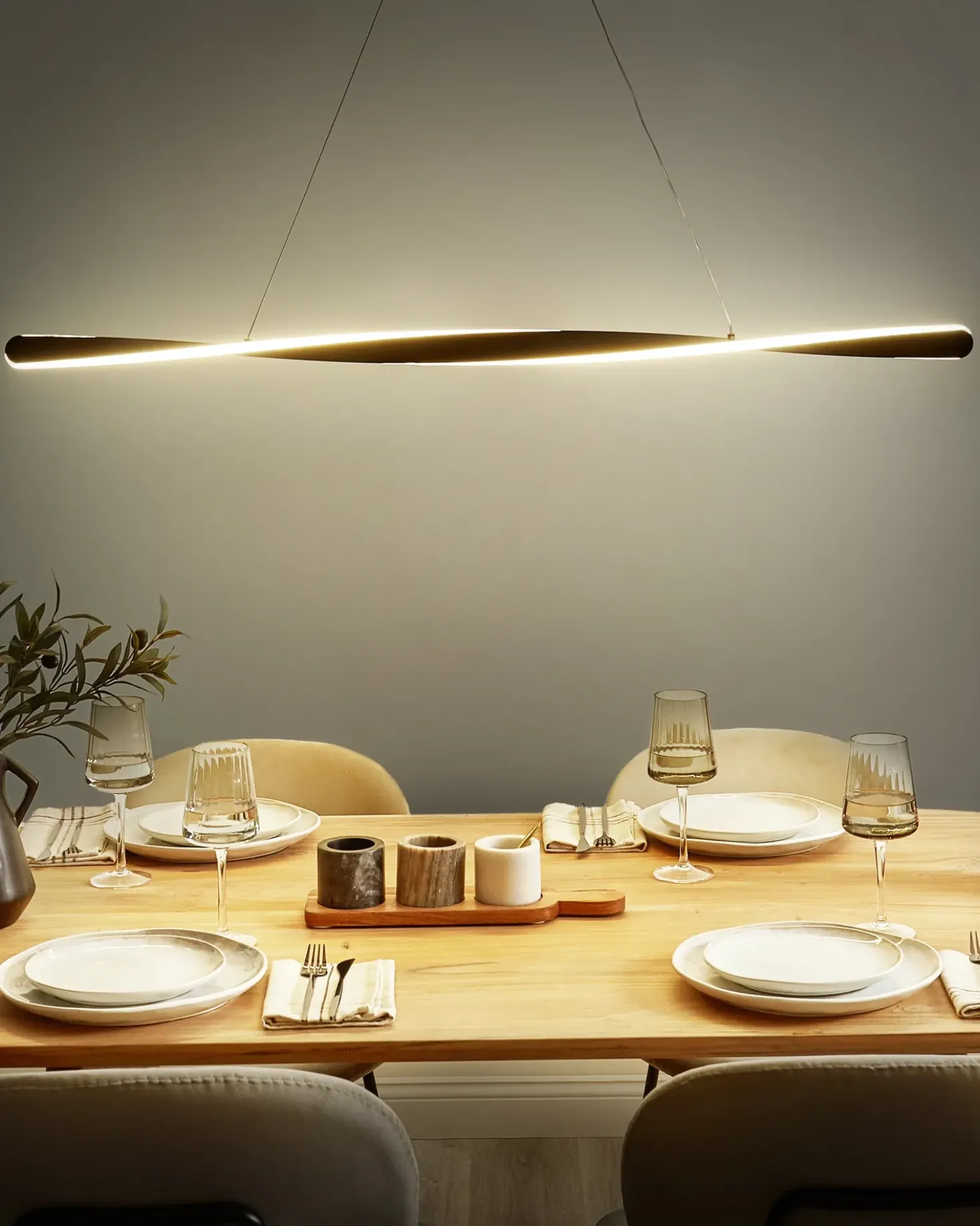 Lampadario a LED MAHOI Metallo Nero