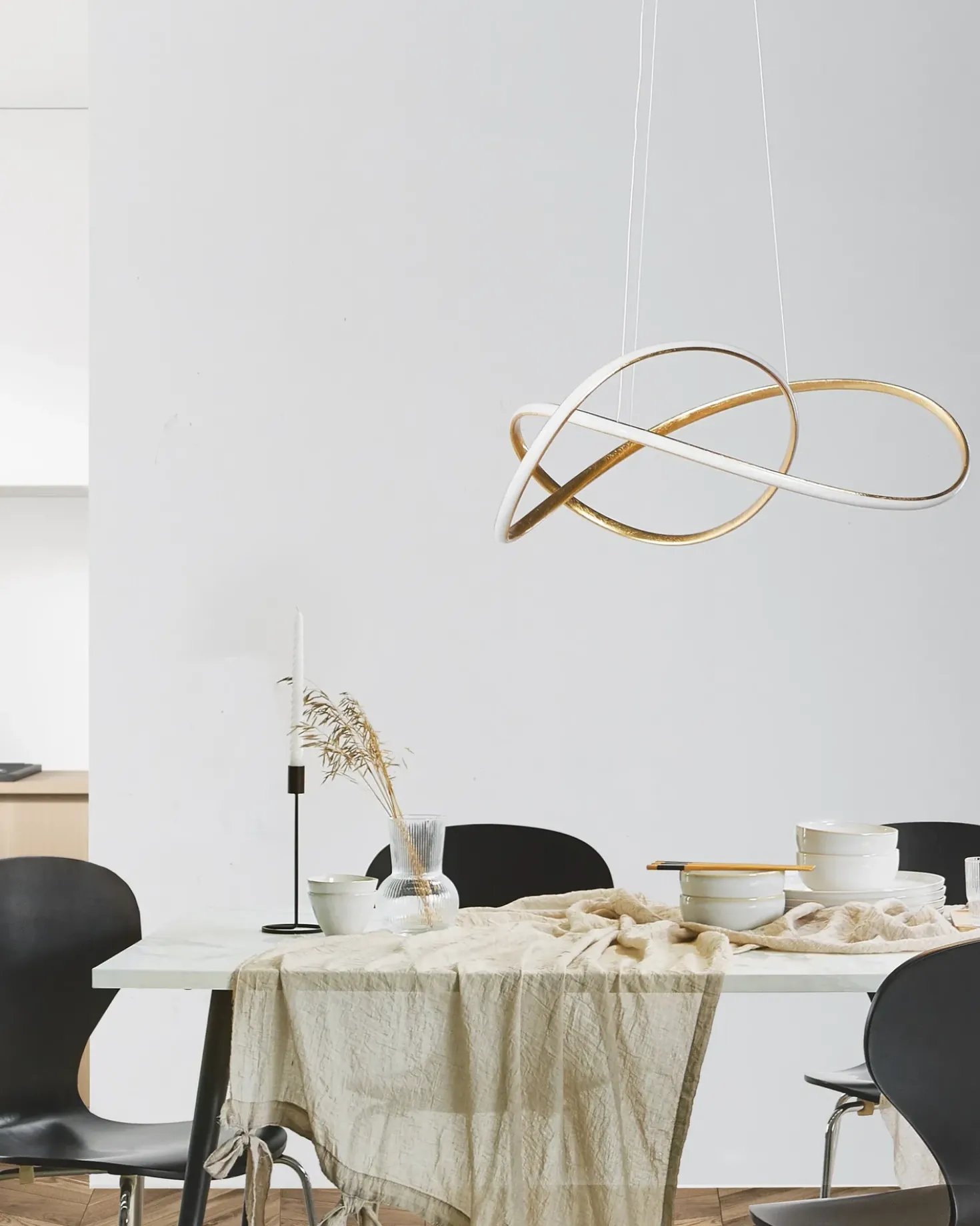 Lampadario a LED TUMEN Metallo Oro