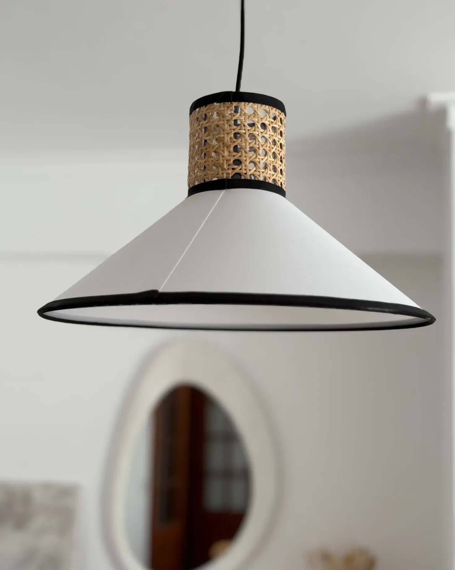 Lampadario MANTUA Rattan Bianco