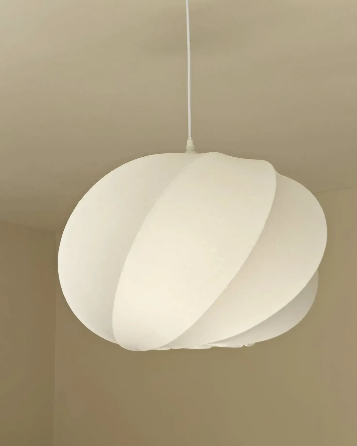 Lampadario MAQUINE Finta seta Bianco