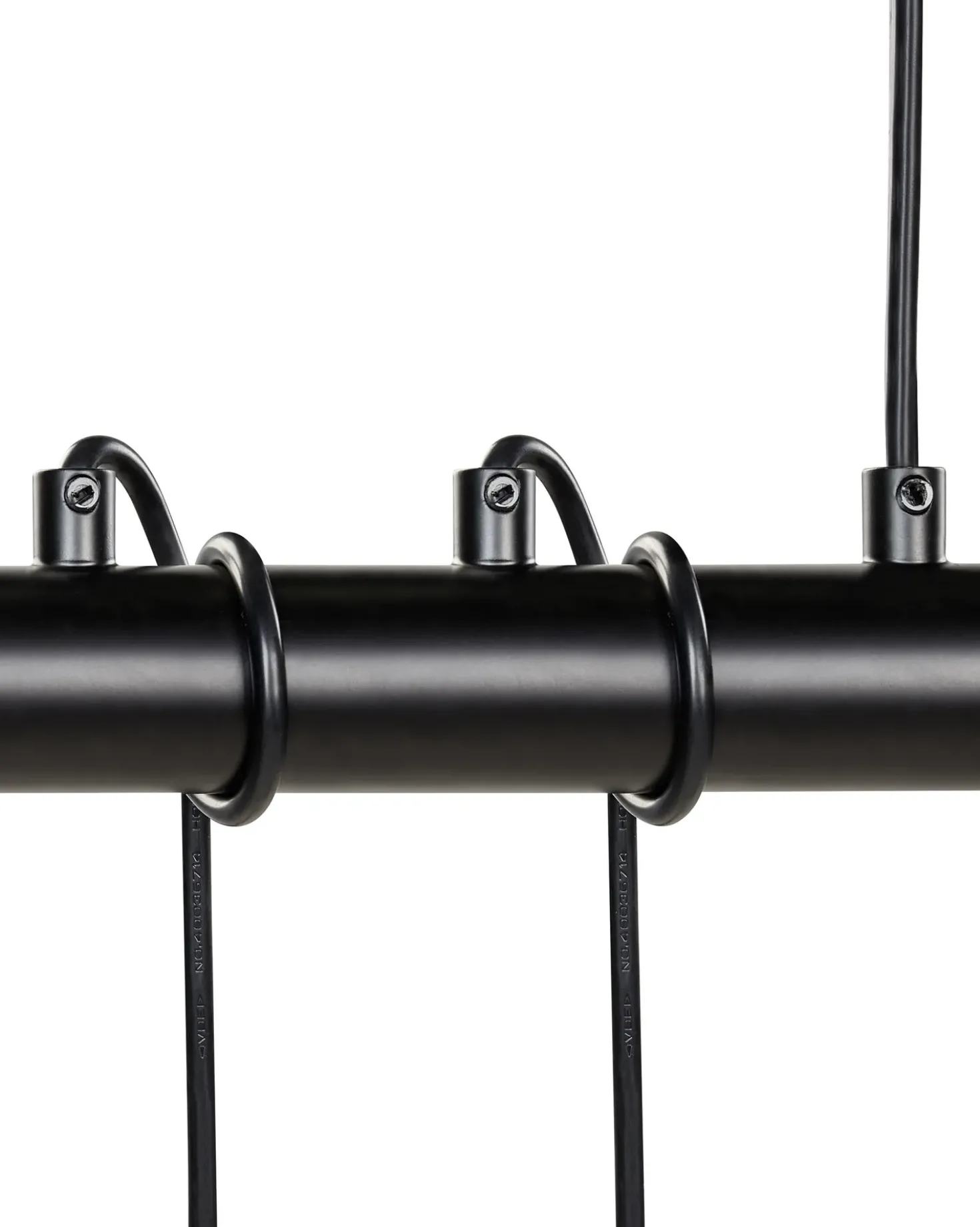 Lampadario TUTAKI Legno di quercia Nero