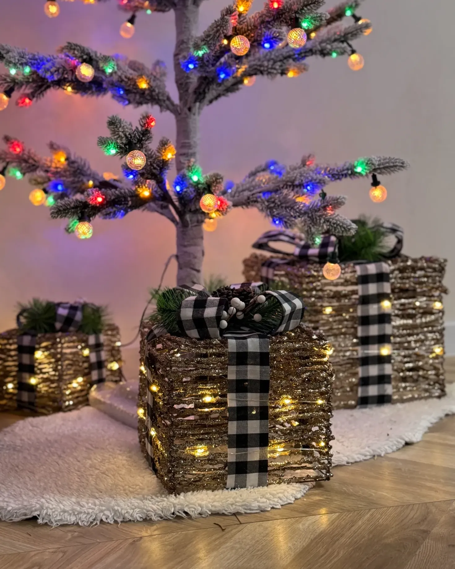 LED ARRESKOV Regali di Natale 20/25/30 cm Marrone