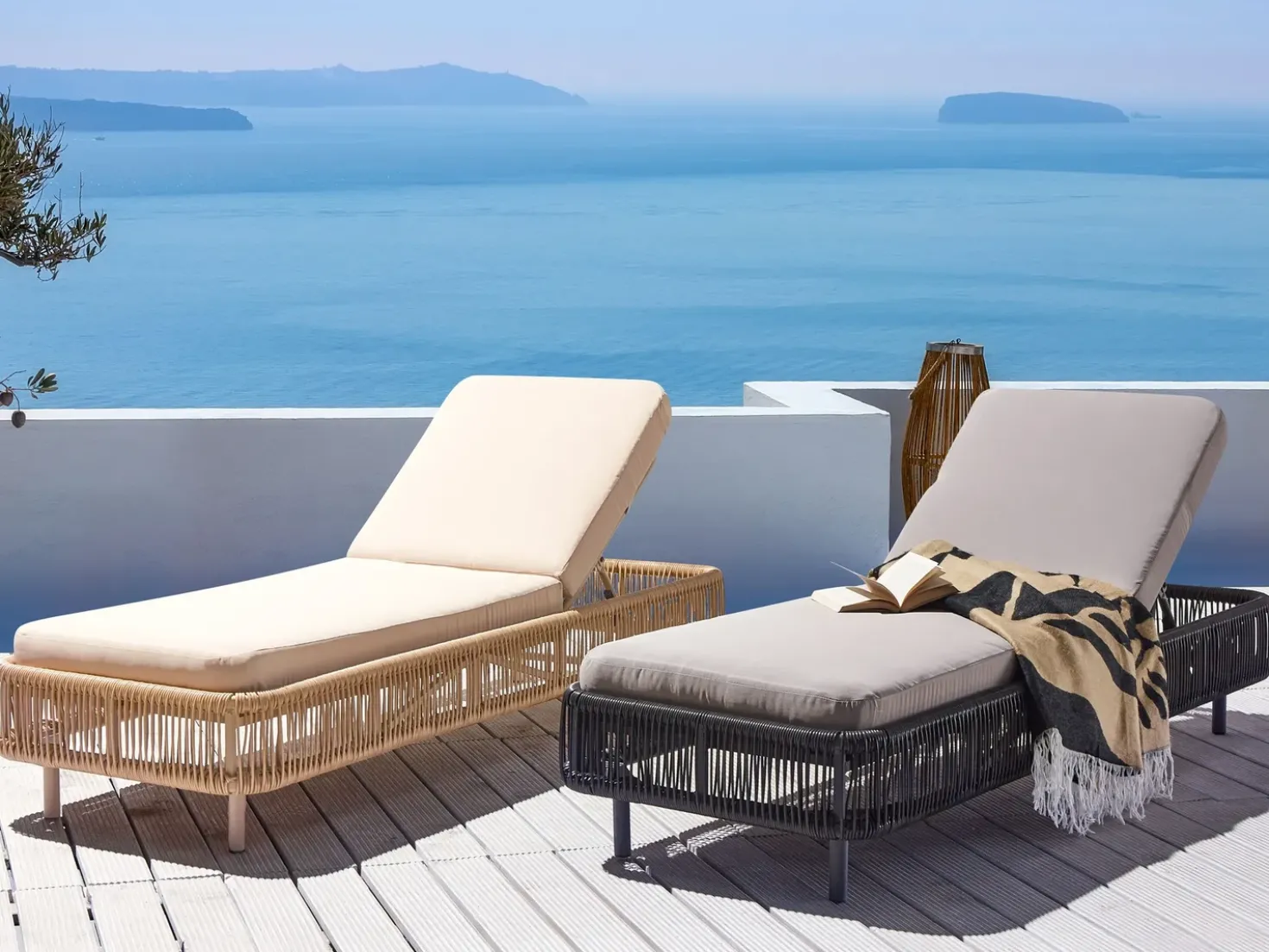 Lettino Prendisole con Cuscino OSINI Rattan sintetico (PE) Grigio