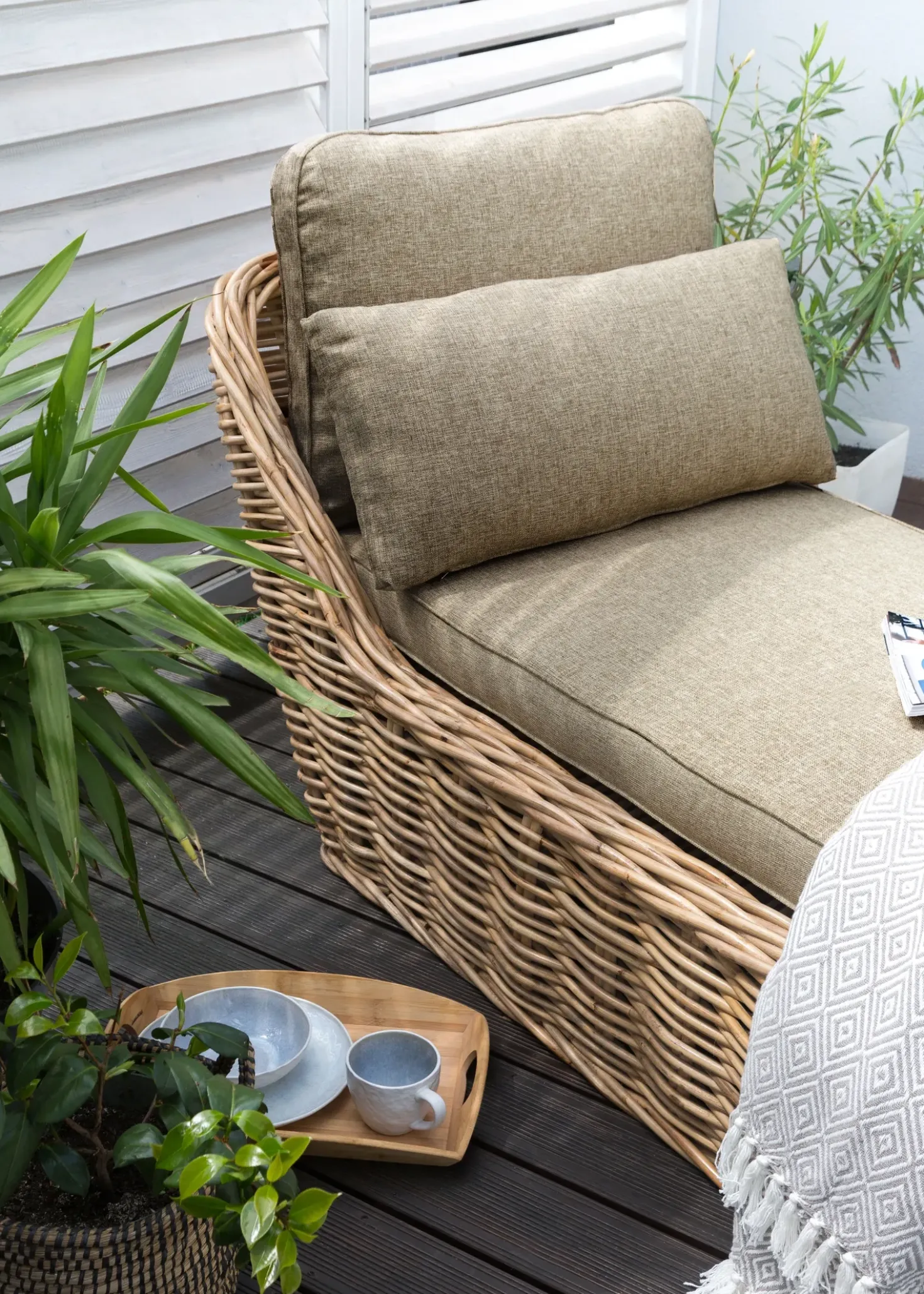 Lettino Prendisole con Cuscino BELSITO Rattan Naturale